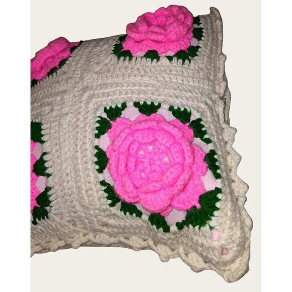 Vintage Handmade Crochet Pillow With Pink Roses 16x16 - Picture 5 of 10